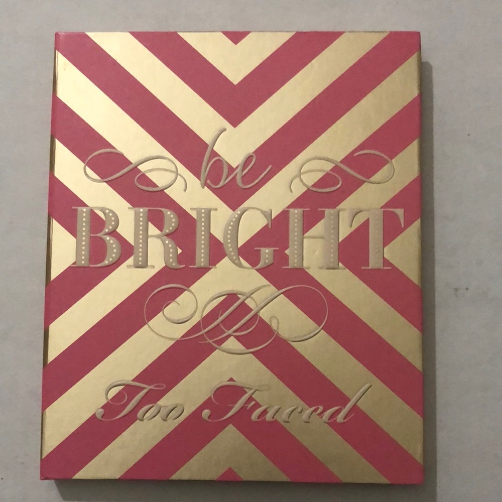 Too Faced Be Bright Holiday Eyeshadow Palette